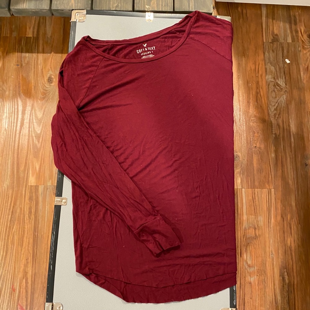 American Eagle Long Sleeve